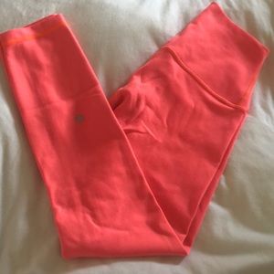 Lululemon Wonder Unders - coral